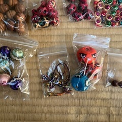 【GO-569】鈴 すず スズ ハンドメイド アクセサリー ストラップ 約80個の画像
