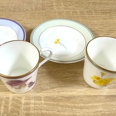 Narumi陶器　いわさきちひろデミタスカップの画像