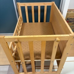 ベビーベッド　マットレス付きの画像