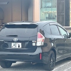 プリウスα の画像