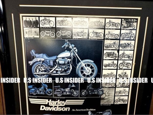 LAより入荷!! ハーレーダビッドソン□歴代バイクイラスト額入り