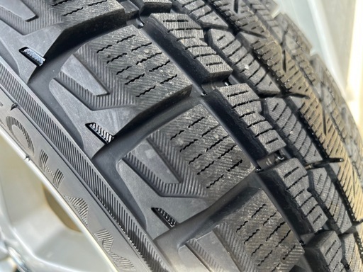 エクストレイルT31 純正ホイールタイヤ4本セット (Scott) 柳原の