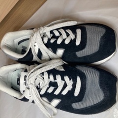 New Balanceスニーカー　女性23.5 の画像