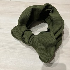 新品未使用　ヘアバンド　レディース　カーキ　リボン　おしゃれの画像