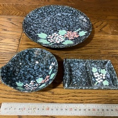 皿いろいろの画像