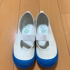 学校シュウズ