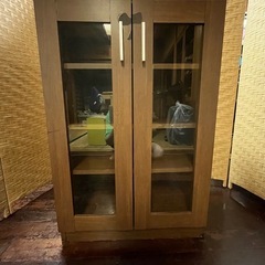 アンティーク風収納棚