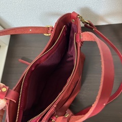 赤のトートバッグ　ショルダーバックの画像