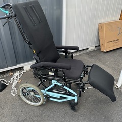 リクライニングハイバック車椅子