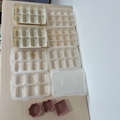 リッチェル　フリージング　離乳食容器