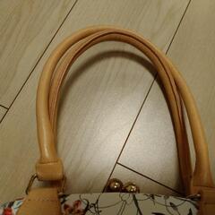 バッグの画像