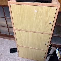 カラーボックス