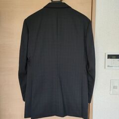 メンズスーツの画像
