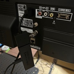 美品　Panasonic パナソニック　2011年型　32インチ　リモコン付き　移動式　TVスタンド付きの画像