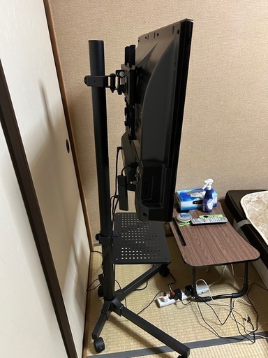 美品Panasonic パナソニック2011年型32インチリモコン付き移動式TV