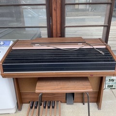 YAMAHA・電子ピアノ(椅子付き)の画像
