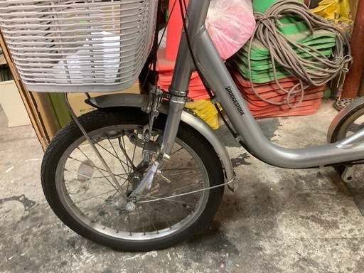 ブリヂストンアルミ三輪車