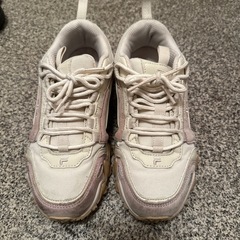 値下げ！FILA スニーカー　23.0cm