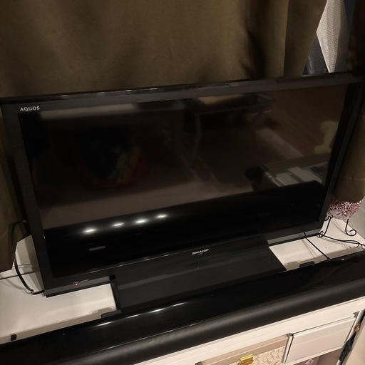 SHARP AQUOS 32型　2013年製造　LC-32H10