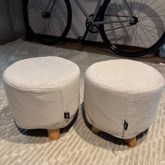 LAKOLE スツール2脚の画像