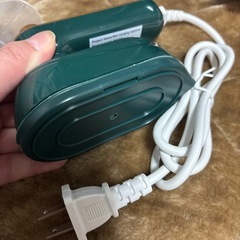 電気ミニアイロン　グリーン⭐️美品の画像