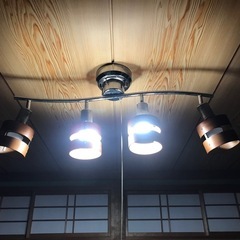 室内照明の画像