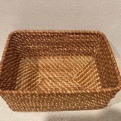 重なるラタンボックス小の画像