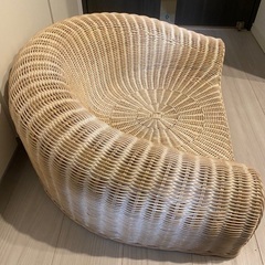 ラタン調のおしゃれ座椅子の画像