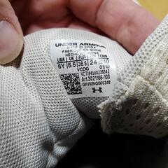 UNDER ARMOUR ロックダウン3 ワイドの画像