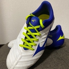 ミズノレビュラ サッカー用スパイク22.5cm
