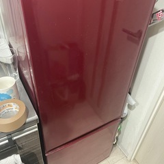 冷蔵庫　赤色　