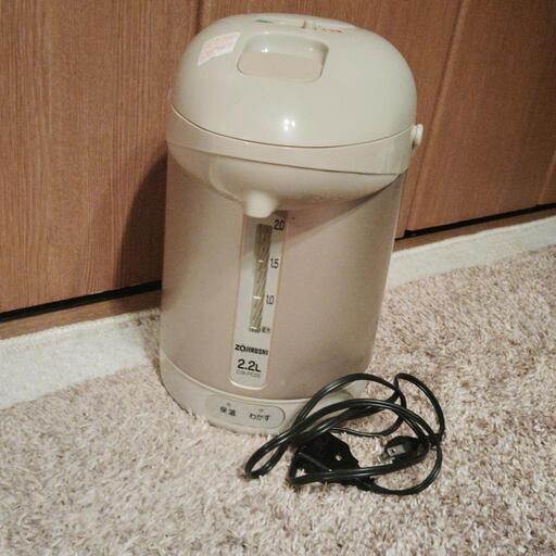 中古品　象印湯沸かしポット　型名CW-PC22 容量2.2L