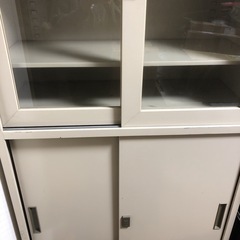 お話し中　
スチール棚、美品　ガレージや倉庫の整理にの画像
