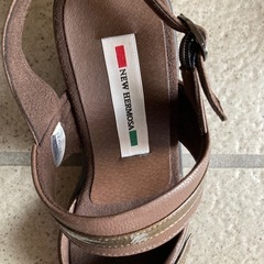 エレモーササンダル新品の画像