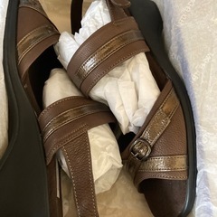 エレモーササンダル新品の画像
