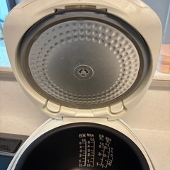 東芝 炊飯器　の画像