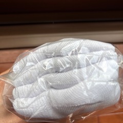 近々終了予定！新品未使用白靴下4足＋おまけ3足の画像