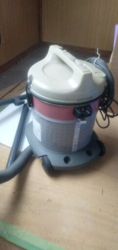 業者用　強力吸引掃除機