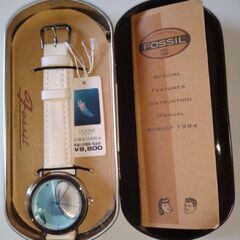 クリオネ腕時計　FOSSIL　新品未使用の画像