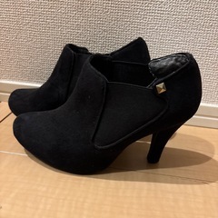 ショートブーツ
