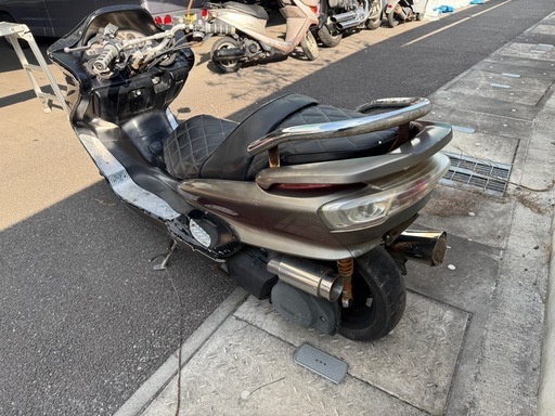 ヤマハ⭐︎マジェスティ  250 部品取り　不動