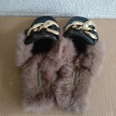 ペタンコ☆ファーサンダルの画像