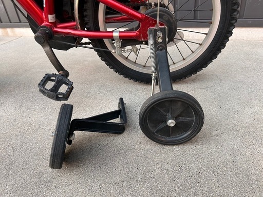 ?JEEP 子供用自転車 16インチ赤?　補助輪付