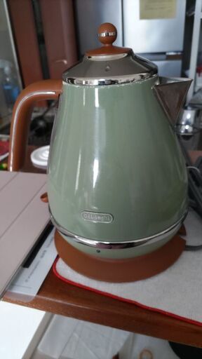 デロンギ　ケトル　グリーン