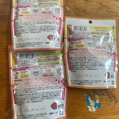 【受け渡し者決定
】粉ミルクと離乳食セットの画像