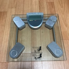 ジャンク 7点 家電 炊飯器 タオルハンガー 突っ張り棒 絵の具...