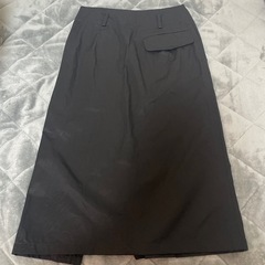 ユニクロ＋J 61 コットンリネンラップスカート黒の画像