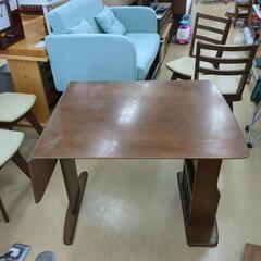 ニトリ　ダイニングテーブル 　伸縮テーブル　キズ・使用感　格安販売【こちらは店舗です。浜村鹿野温泉ICから3分 買取本舗 宮本リサイクル 営業時間9～19時 定休日水曜のみ←連絡できませんm(_ _)m】の画像