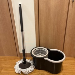モップとバケツ