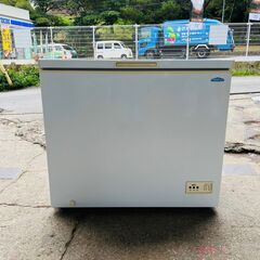 【❗️✨️美品✨️❗️】食材を大量保存！190L大容量の上開き式...
